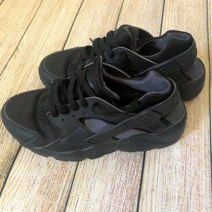 Nike Air Huarache Run Black/Black Running Sneaker